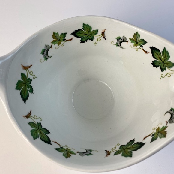 Simpsons Ironstone Concord gravy boat, sauce pitcher - Picture 7 of 8